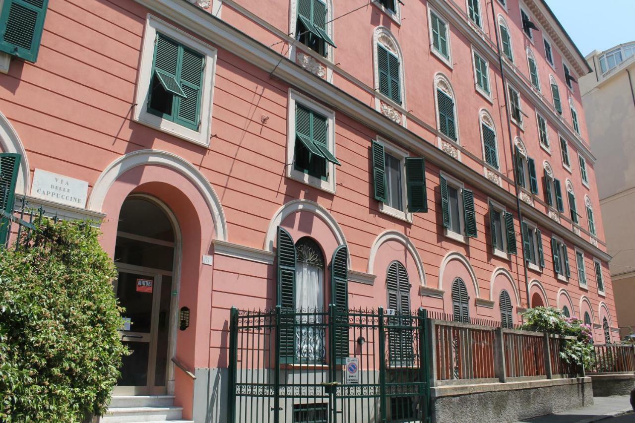 Appartamento In Centro Zona Fiera,Davanti Al Galliera Генуя Екстер'єр фото